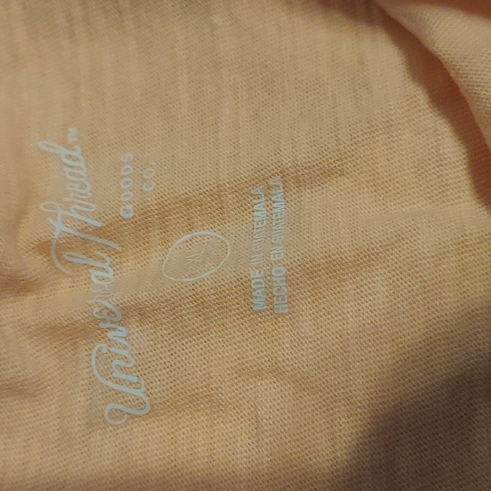 🛑🛑 SOLD SOLD SOLD 🛑🛑 2 Universal Thread T-shirts & 1 Anna T- shirt - Picture 4 of 5